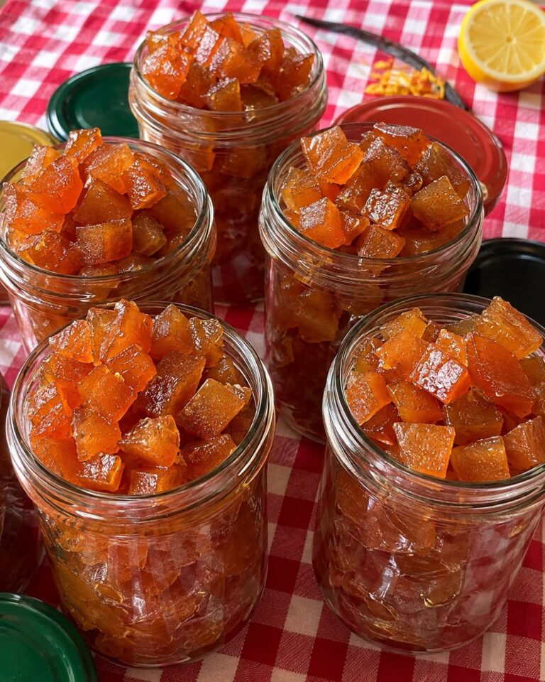 Cuburi de pere confiate, aromate cu vanilie și lămâie 🍐🍋