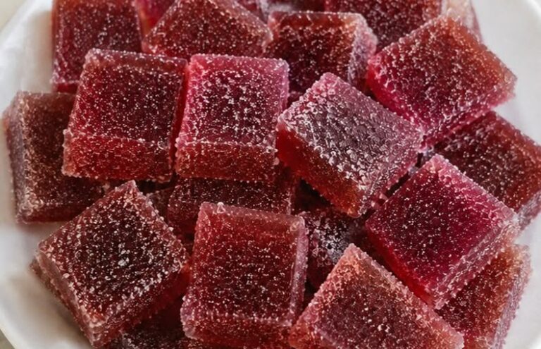 Iau un pahar de orice dulceață — unu, doi și deliciul este gata! Un desert gustos în doar câteva minute
